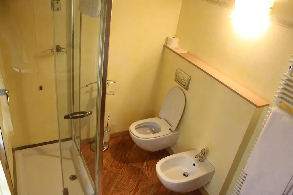 Molino Del Torchio Apartment Cuasso Al Monte 0*,  Italy
